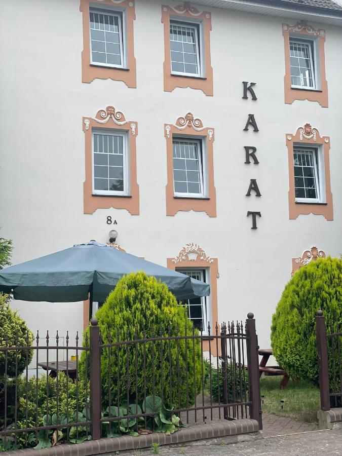 Dom Karat Hotel นีคอร์เซ ภายนอก รูปภาพ